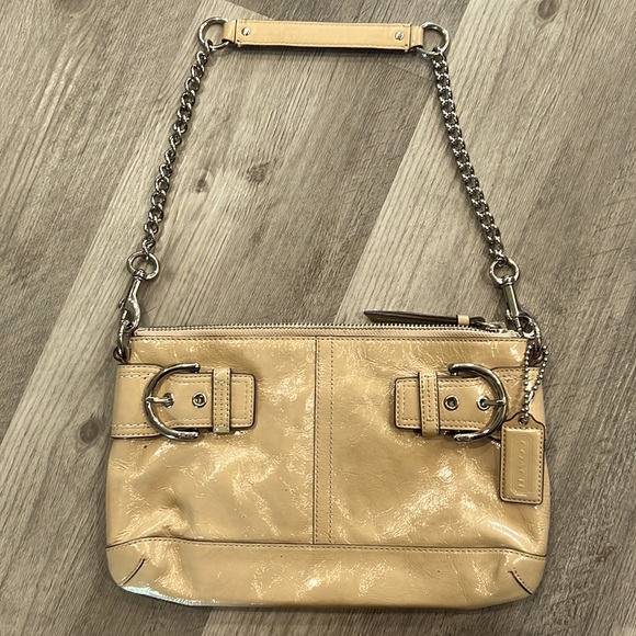 Coach Handbags - Coach handbag